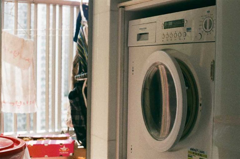 Washing Machine Smells? Do This 5-Minute Fix ✅